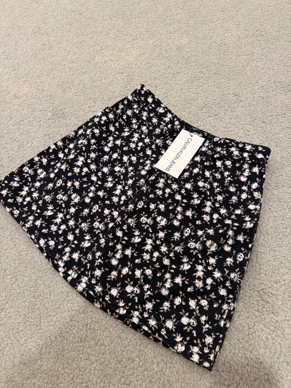 Calvin Klein Jeans Black and White Floral Mini Skirt
